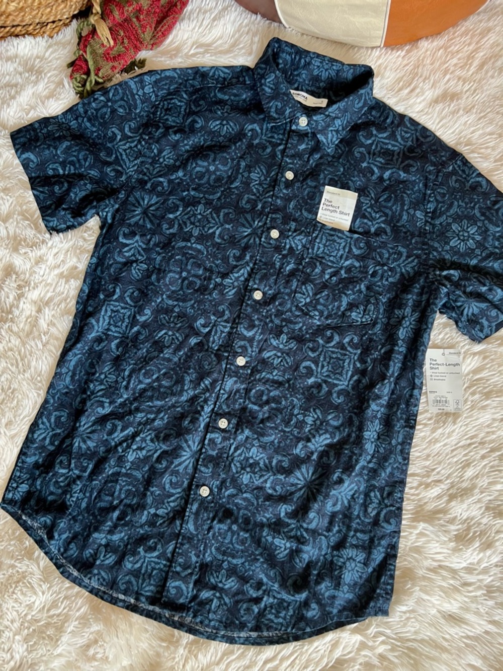 NWT Kohl's Men's Short-Sleeve Button-Down Shirt - Dark Blue Paisley
